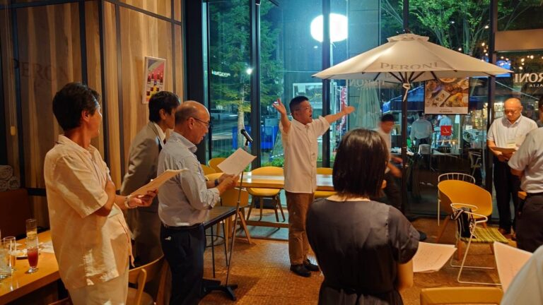 校歌斉唱・閉会