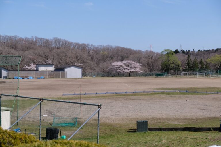 春のグラウンド